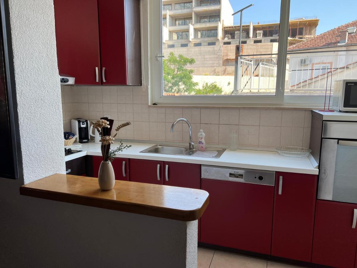 Apartmani Kacola Tučepi Esterno foto